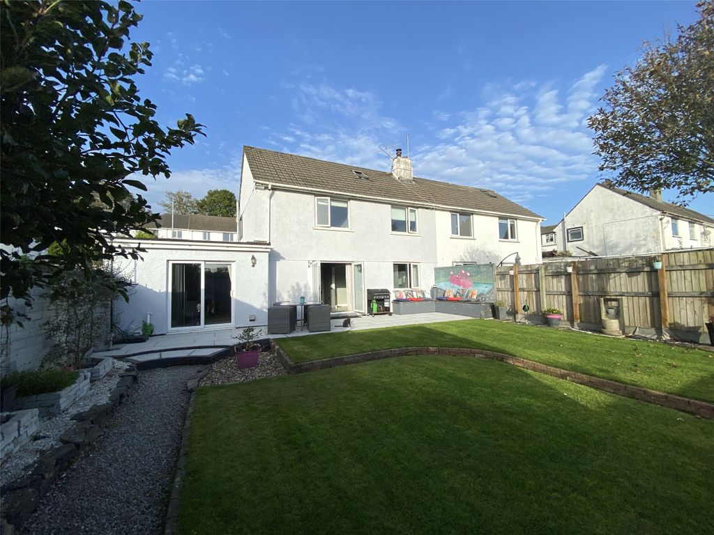 3 bed property for sale in Church Park, Bodmin, Cornwall PL31, £217,750