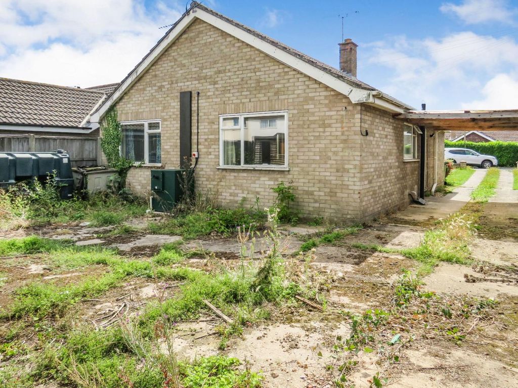 2 bed detached bungalow for sale in St. Peters Walk, Hockwold, Thetford IP26, £200,000