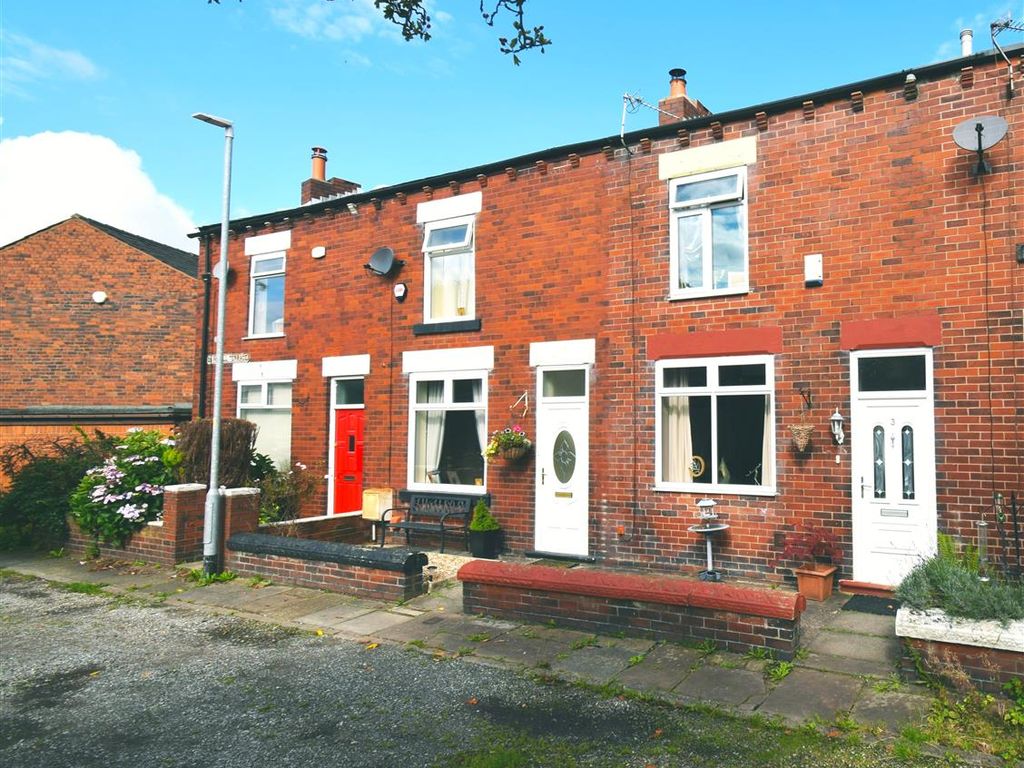 2 bed terraced house for sale in Barn Hill Terrace, Westhoughton, Bolton BL5, £160,000