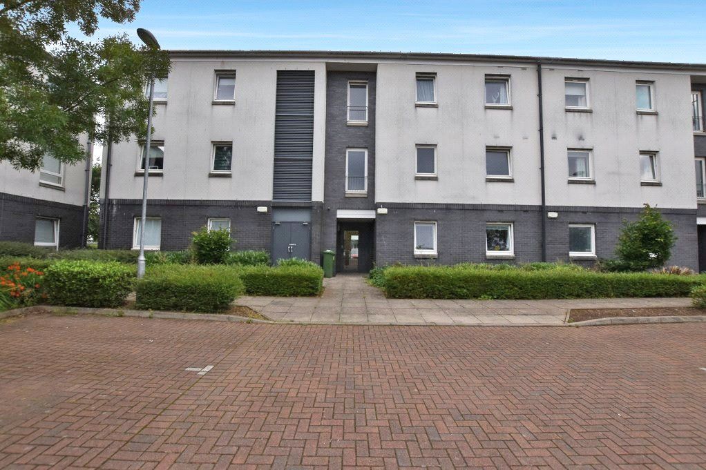 2 bed flat for sale in Whimbrel Wynd, Renfrew, Renfrewshire PA4, £114,995