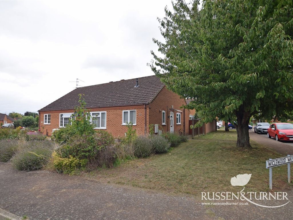 2 bed semi-detached bungalow for sale in Wiclewood Way, Dersingham, King