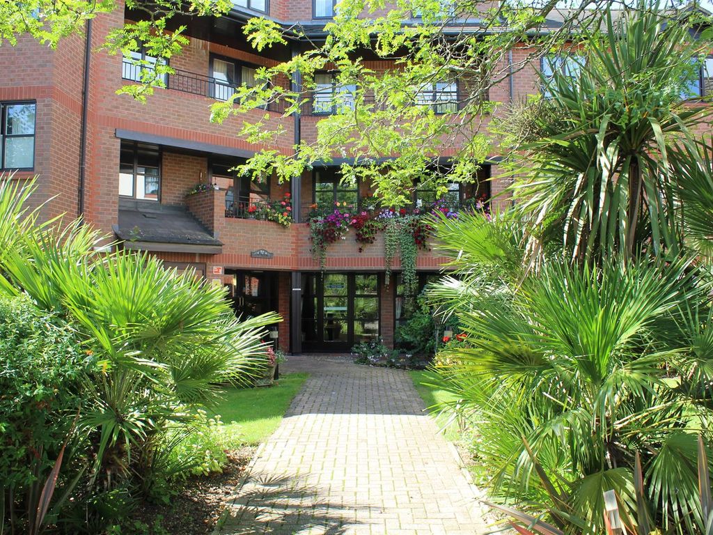 1 bed flat for sale in Brandreth Court, Sheepcote Road, Harrow-On-The-Hill, Harrow HA1, £160,000