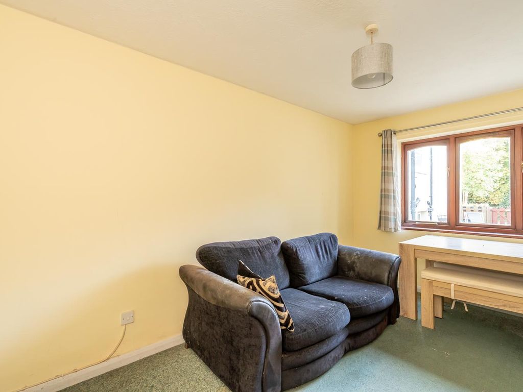 1 bed flat for sale in Norfolk Square, Bognor Regis PO21, £160,000