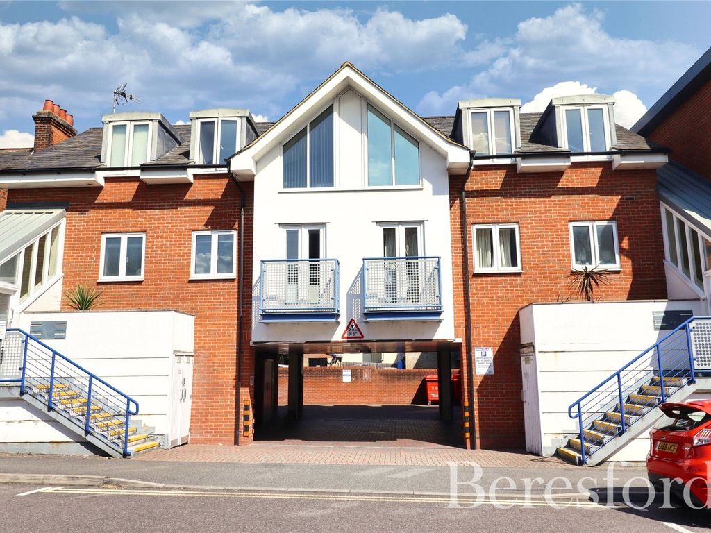 2 bed flat for sale in New Street, Chelmsford CM1, £250,000