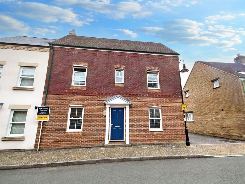3 bed semi-detached house for sale in Scorhill Lane, East Wichel, Swindon SN1, £300,000