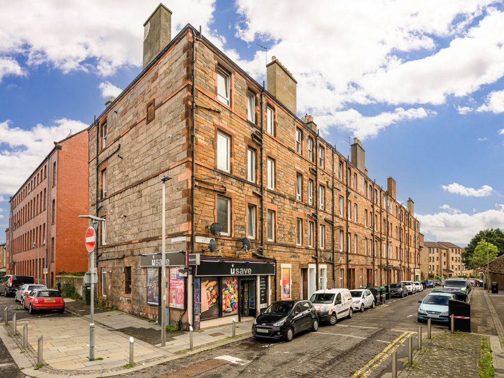 1 bed flat for sale in 106/1 Restalrig Road South, Edinburgh EH7, £140,000