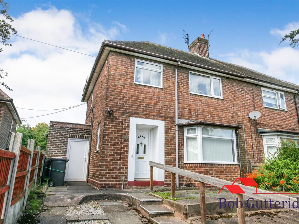 3 bed semi-detached house for sale in Oldcastle Avenue, Bradwell, Newcastle ST5, £149,950