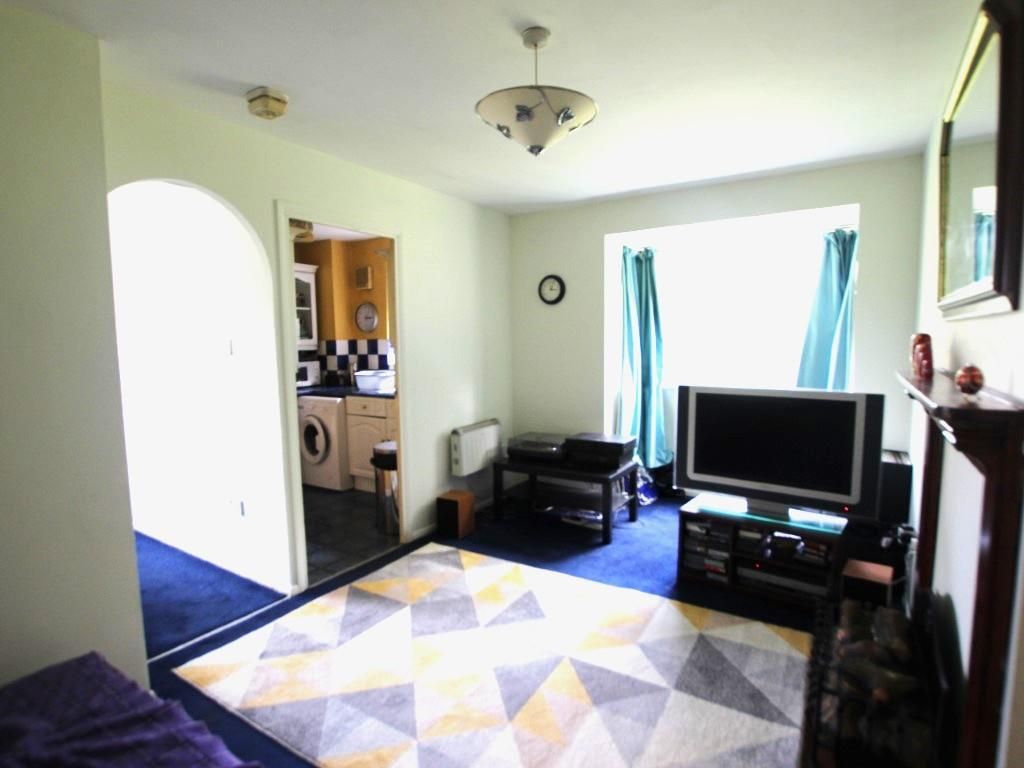 1 bed flat for sale in Bream Close, Tottenham Hale, London N17, £220,000