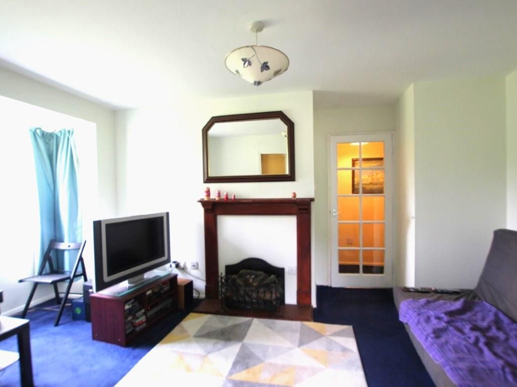 1 bed flat for sale in Bream Close, Tottenham Hale, London N17, £220,000