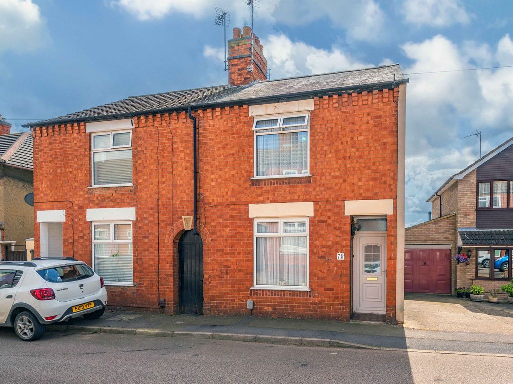 3 bed semi-detached house for sale in Littlewood Street, Rothwell, Kettering NN14, £190,000