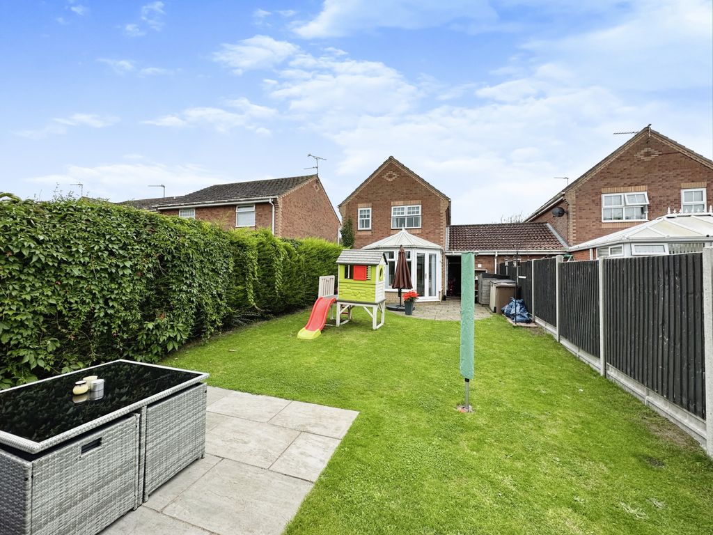 3 bed detached house for sale in Anson Close, Skellingthorpe, Lincoln LN6, £235,000