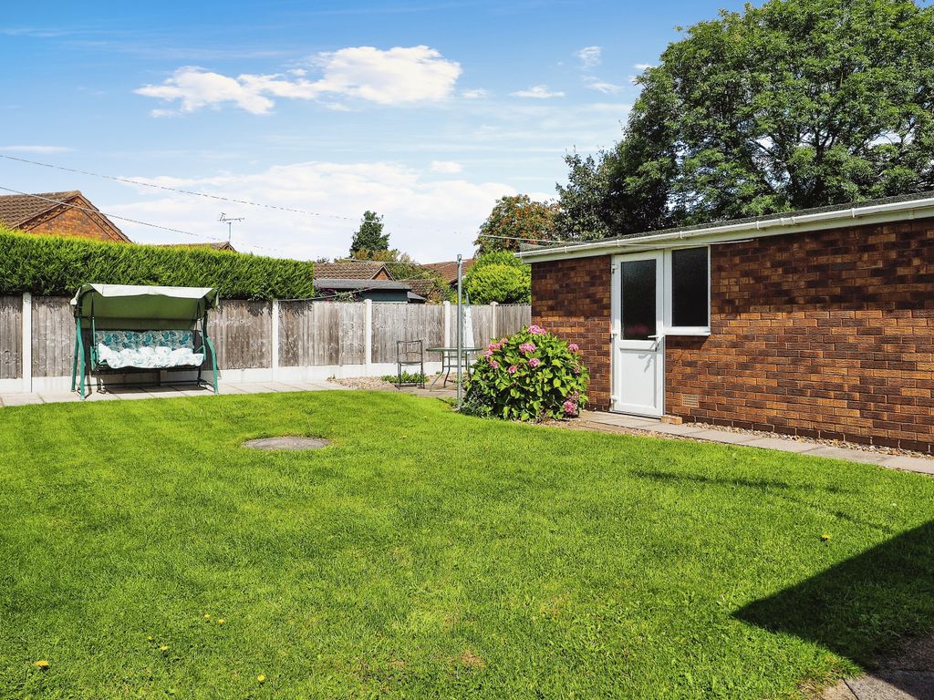 3 bed bungalow for sale in Bowland Road, Bingham, Nottingham NG13, £315,000