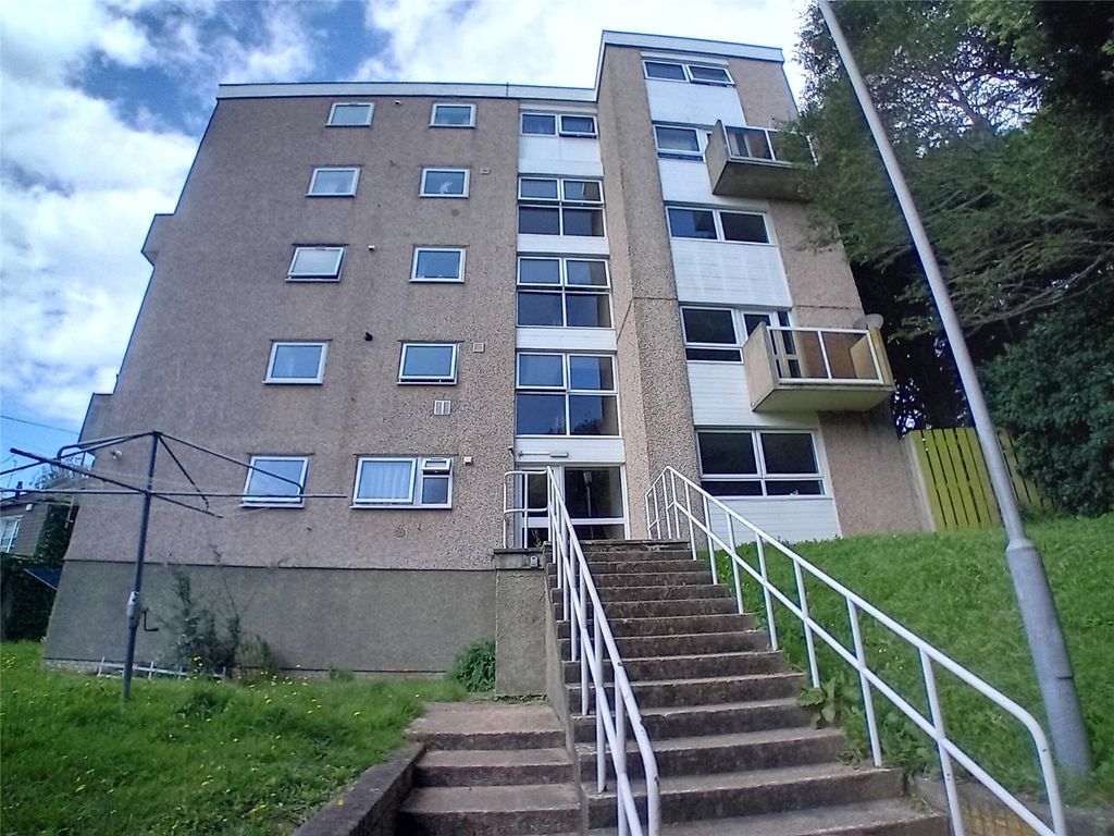 2 bed flat for sale in Salamanca Street, Torpoint, Cornwall PL11, £75,000