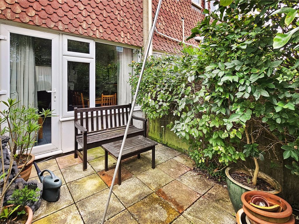 2 bed end terrace house for sale in Seaview Gardens, Rustington, Littlehampton, West Sussex BN16, £285,000