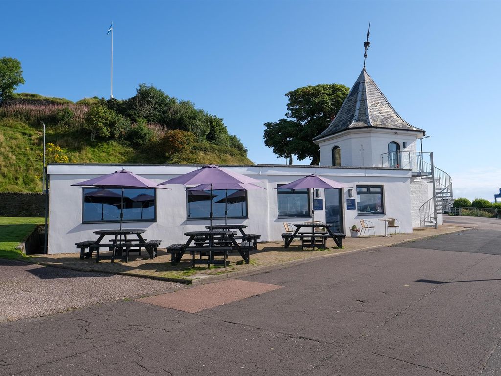 Restaurant/cafe for sale in Victoria Parade, Dunoon PA23, £199,950