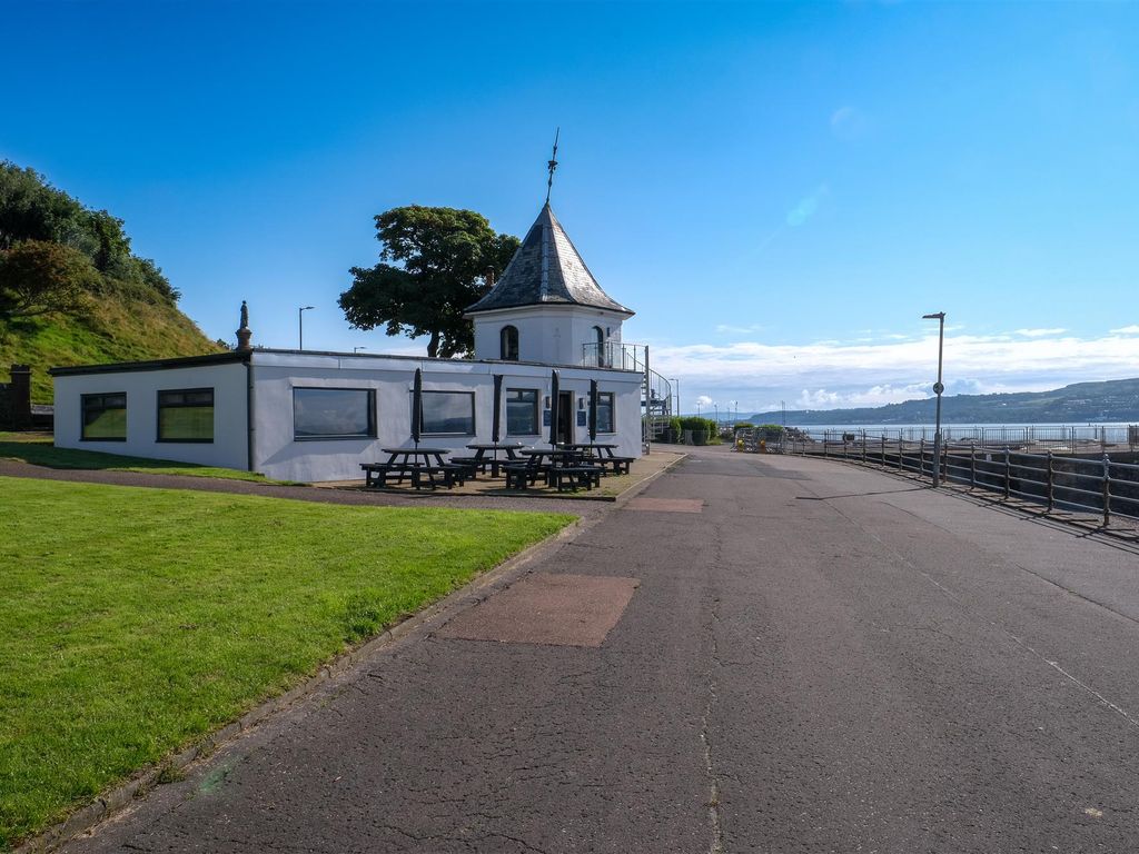 Restaurant/cafe for sale in Victoria Parade, Dunoon PA23, £199,950