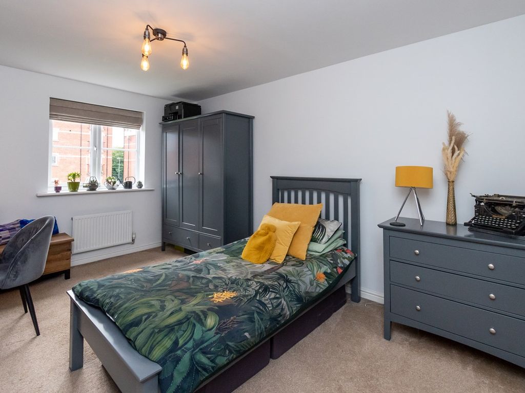 4 bed semi-detached house for sale in Kerridge Drive, Warrington WA1, £265,000