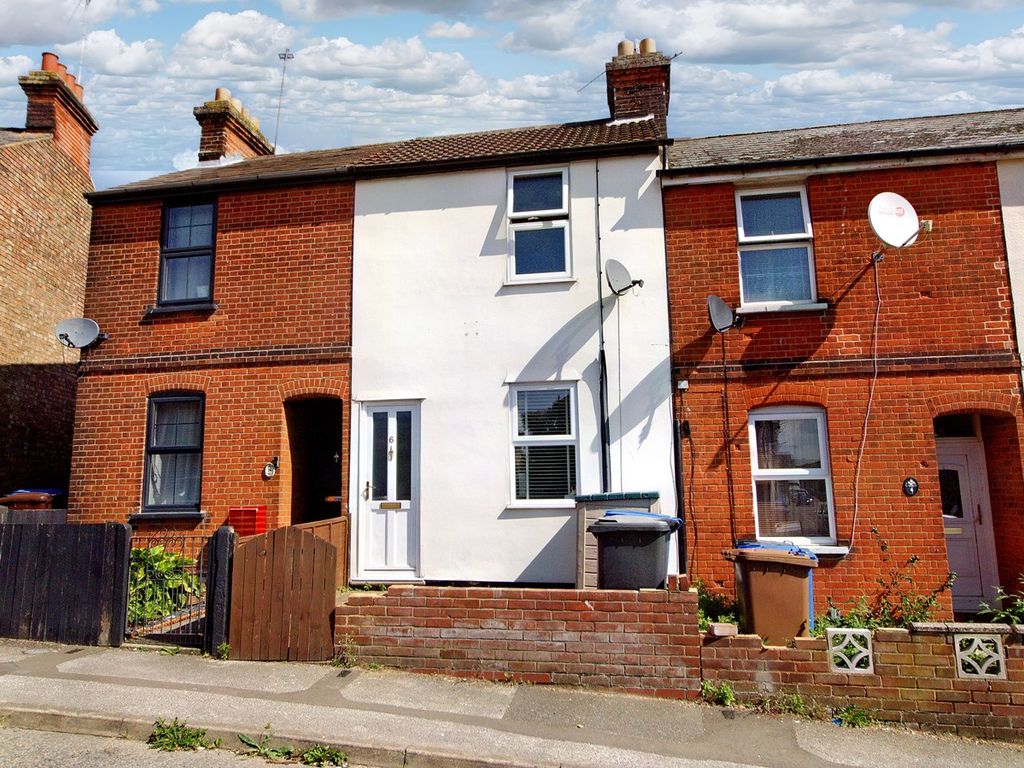 2 bed terraced house for sale in Littles Crescent, Ipswich IP2, £160,000