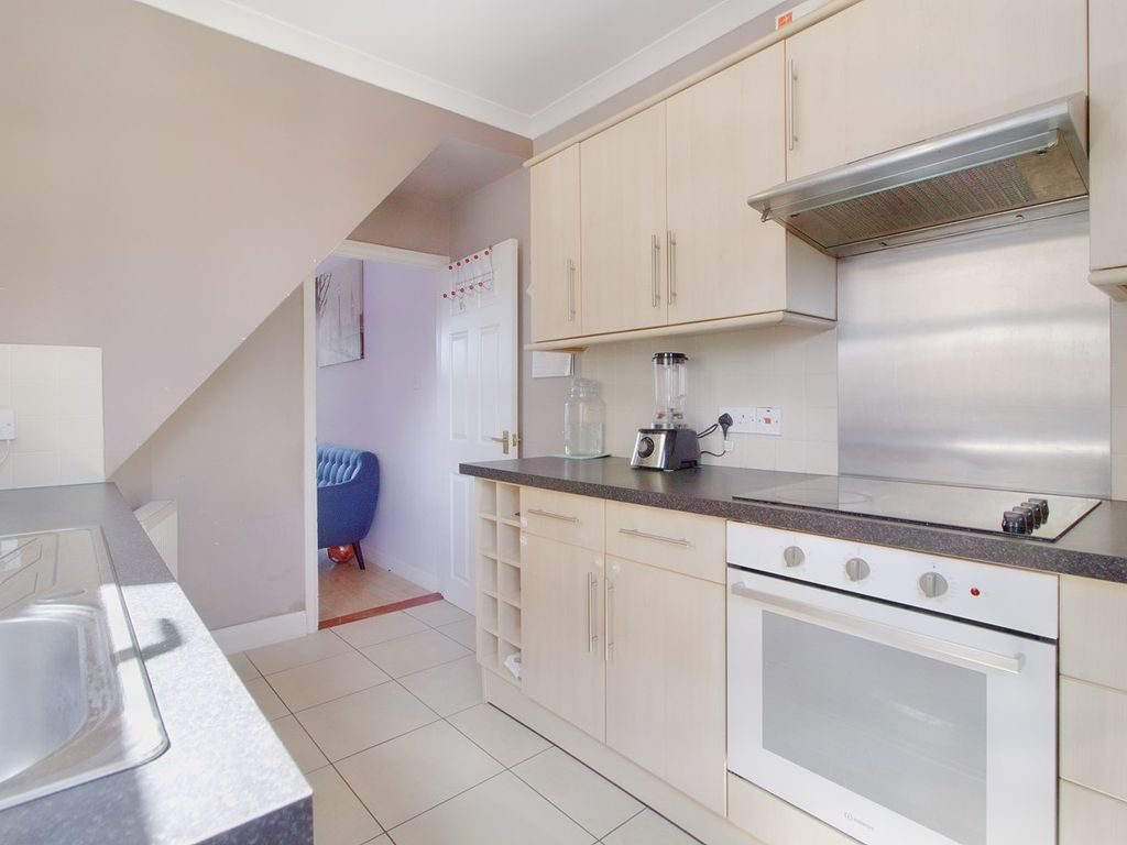 2 bed terraced house for sale in Littles Crescent, Ipswich IP2, £160,000