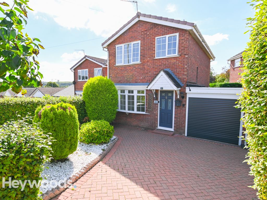 3 bed detached house for sale in Ashton Court, Clayton, Newcastle-Under-Lyme ST5, £200,000