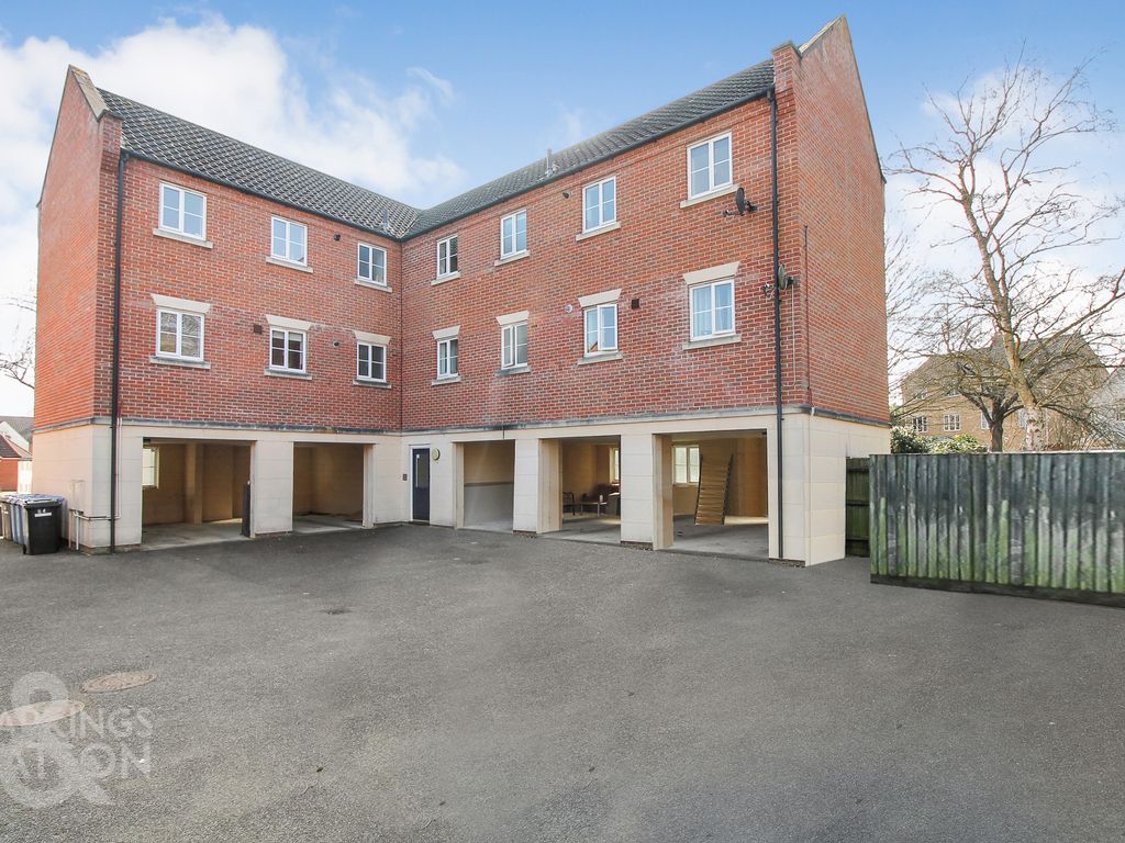 2 bed flat for sale in Marauder Road, Old Catton, Norwich NR6, £160,000