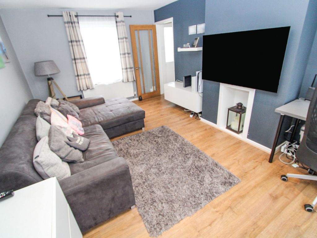 2 bed terraced house for sale in Bramdean Road, Southampton SO18, £240,000