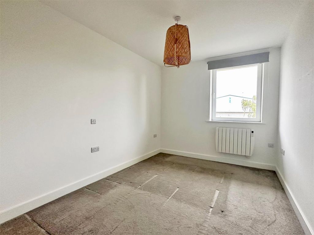 1 bed flat for sale in Aviator Court, York YO30, £155,000