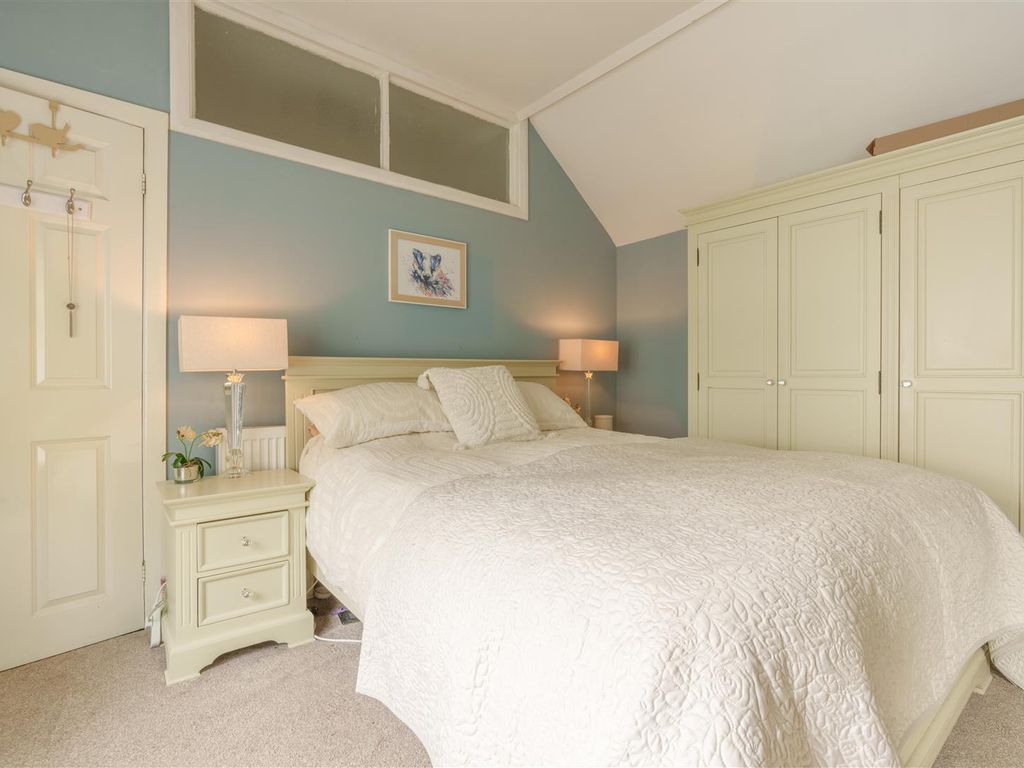 2 bed detached bungalow for sale in Luke Street, St. Asaph, Denbighshire LL17, £200,000