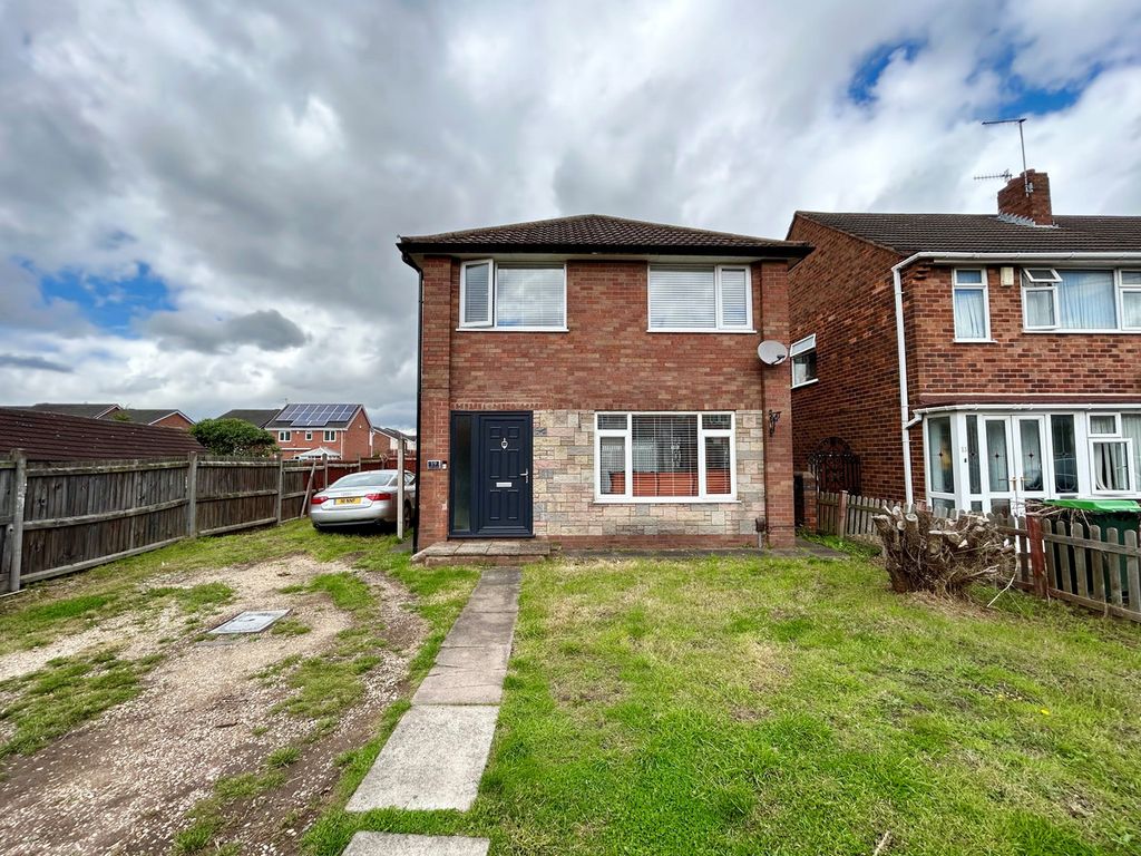 3 bed detached house for sale in Bluebell Road, Cradley Heath B64, £280,000