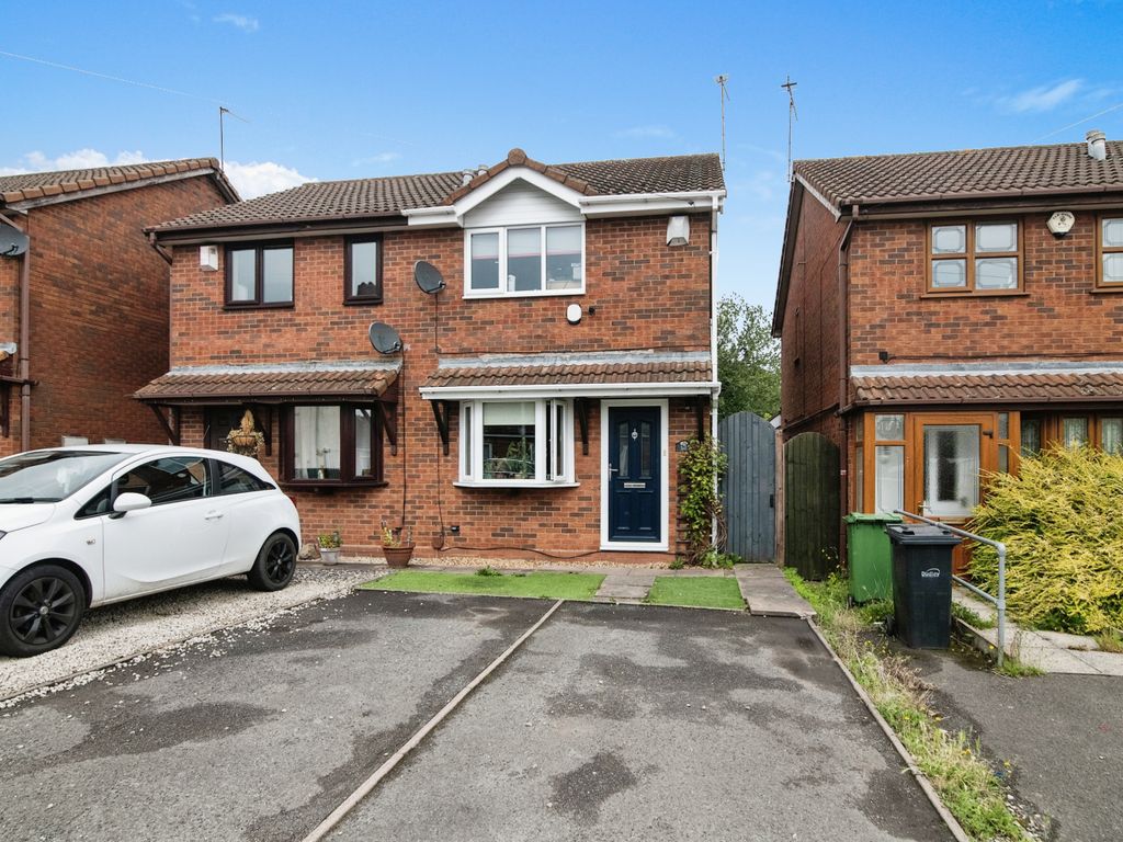 2 bed semi-detached house for sale in Round Street, Dudley, West Midlands DY2, £180,000