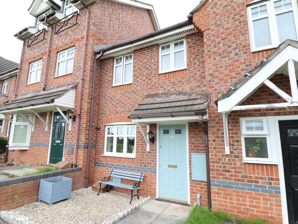 2 bed mews house for sale in Redwood Drive, Crewe CW1, £150,000