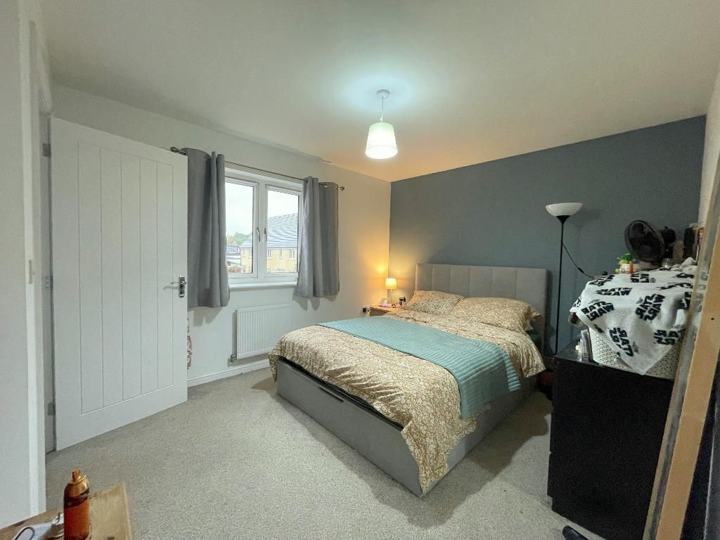 3 bed property for sale in Elder Way, Ampthill, Bedfordshire MK45, £140,000
