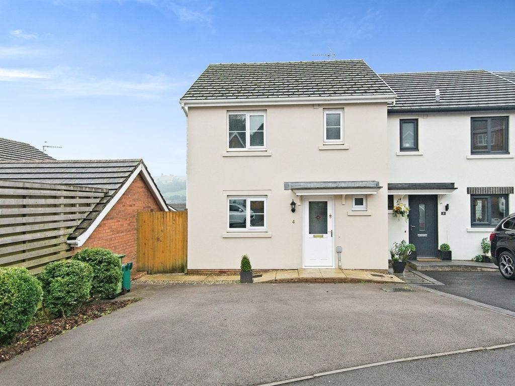 3 bed semi-detached house for sale in The Meadows, Tonyrefail, Porth CF39, £215,000
