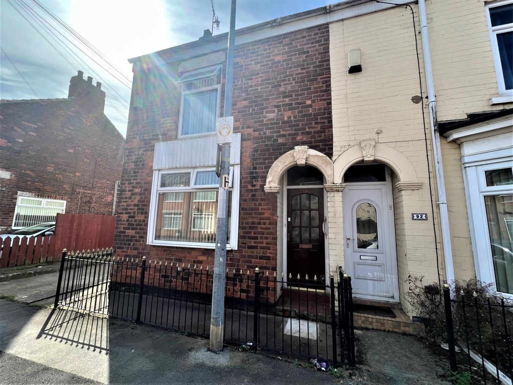 2 bed terraced house for sale in Rosmead Street, Hull HU9, £95,000