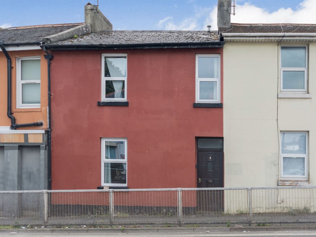 3 bed terraced house for sale in Hele Road, Torquay TQ2, £135,000