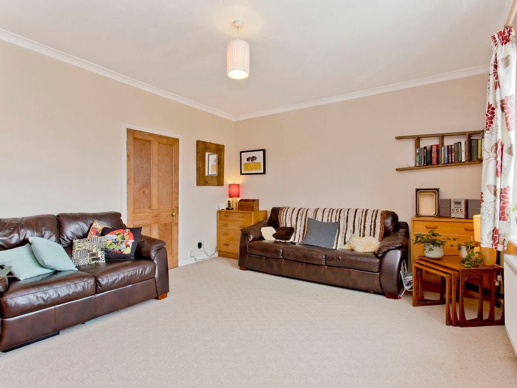 2 bed flat for sale in 5/5 St Clair Road, Easter Road EH6, £180,000