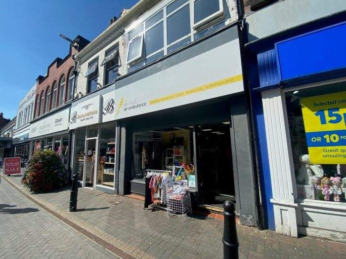 Commercial property for sale in 20 Burlington Street, 20 Burlington Street, Chesterfield S40, Non quoting