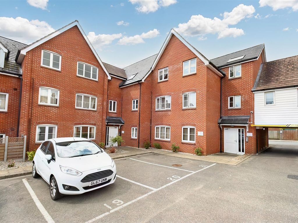 2 bed flat for sale in Shafto Road, Ipswich IP1, £115,000