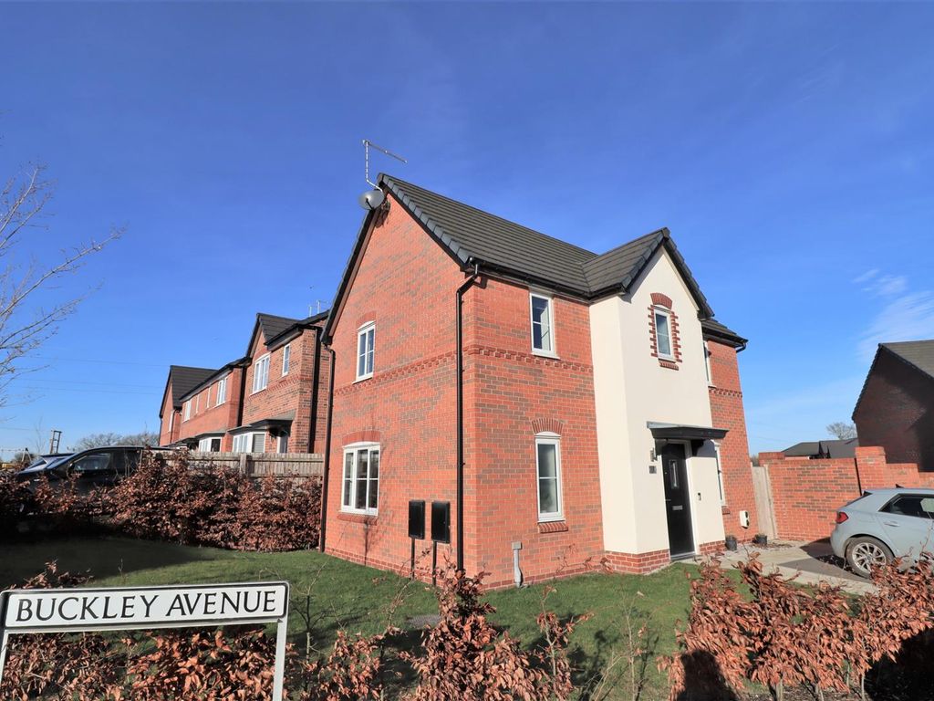 3 bed detached house for sale in Buckley Avenue, Wistaston, Crewe CW2, £245,000