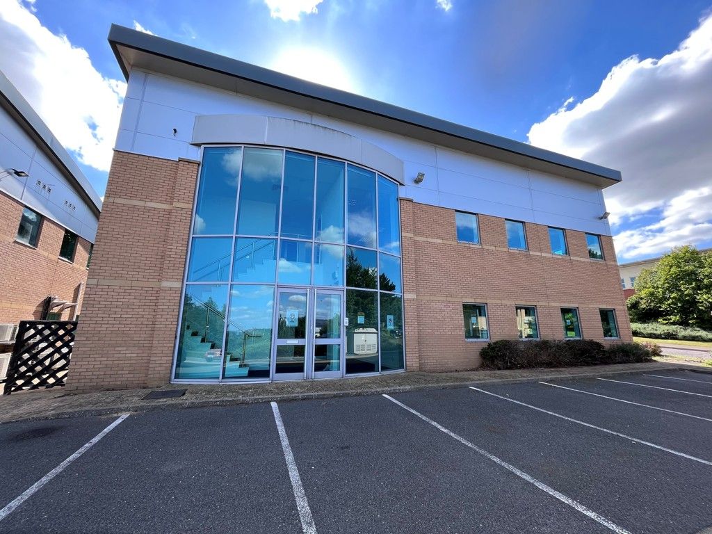 Office for sale in 900 Capability Green, Luton, Bedfordshire LU1, Non quoting