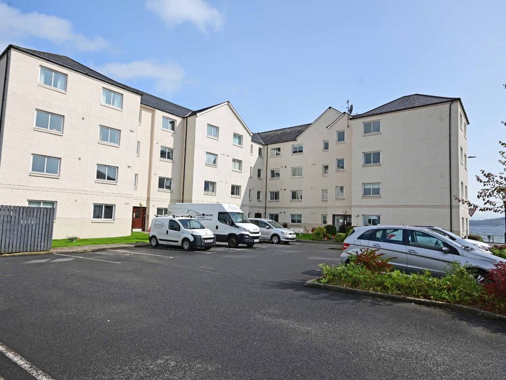 2 bed flat for sale in Moir Street, Dunoon PA23, £129,000