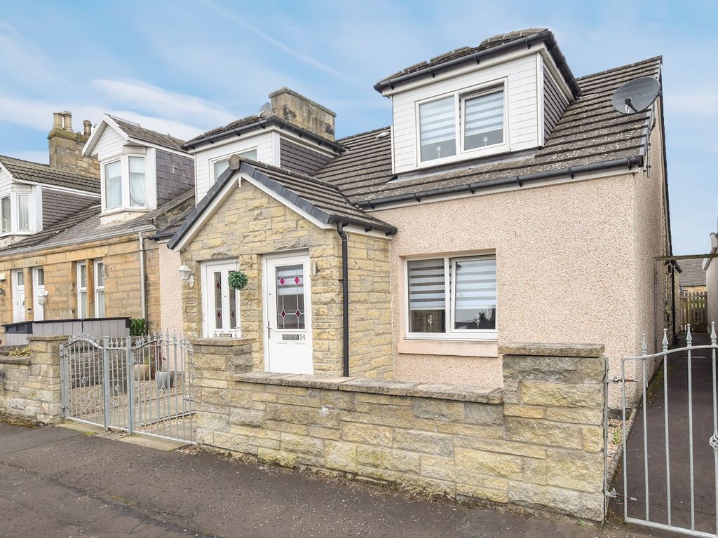 3 bed end terrace house for sale in Victoria Street, Larkhall ML9, £169,995