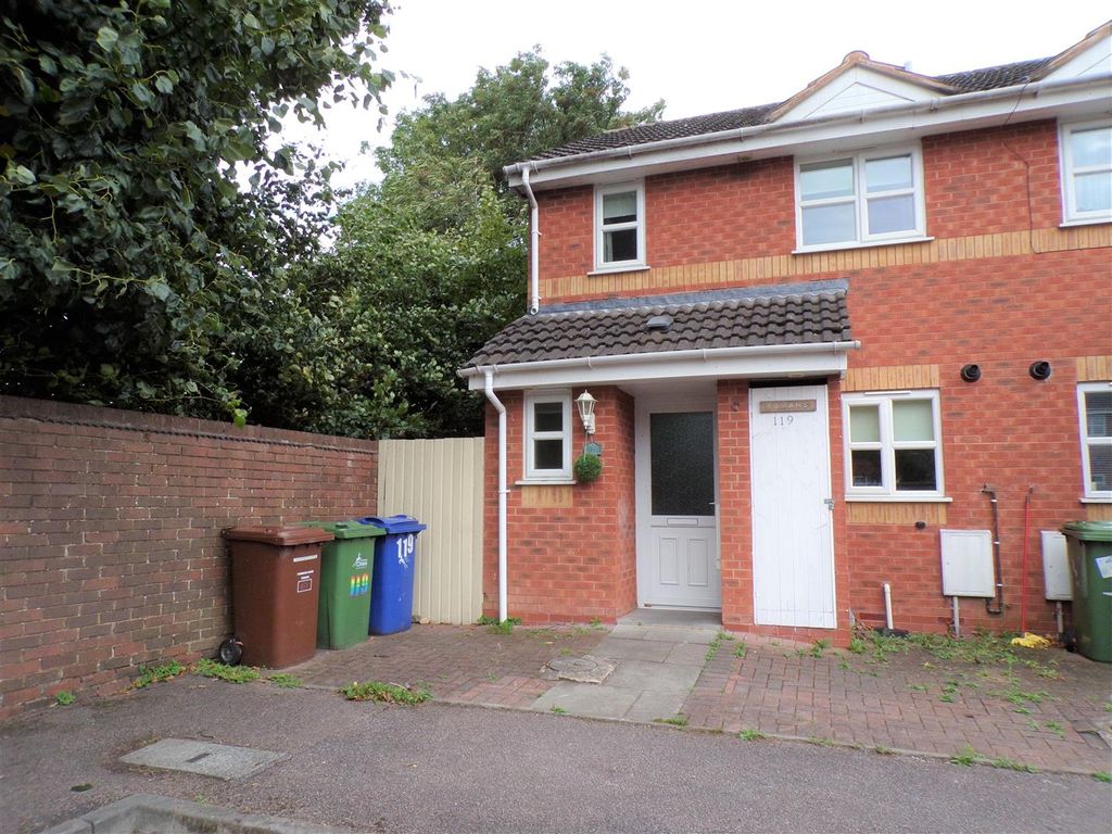2 bed end terrace house for sale in Fernwood Drive, Rugeley WS15, £125,000