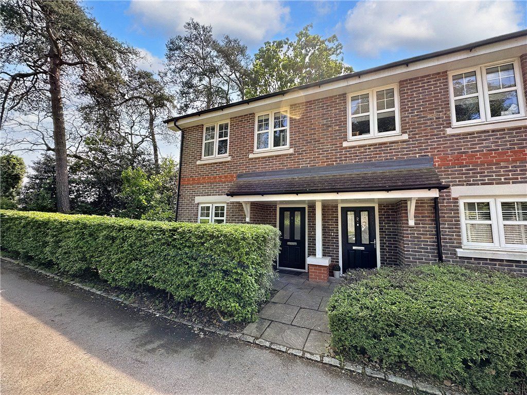 2 bed semi-detached house for sale in Burstock Close, Farnham, Surrey GU9, £187,500