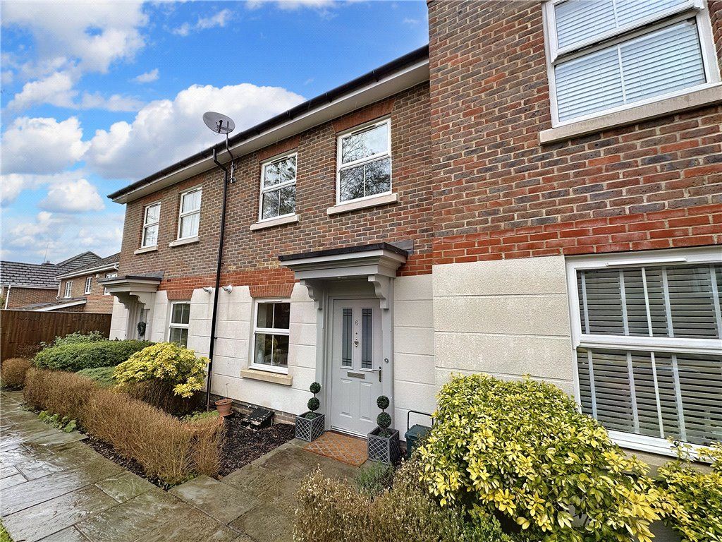 2 bed terraced house for sale in Powley Place, Tilehurst, Reading RG31, £190,000