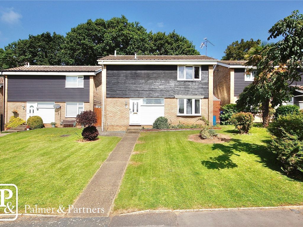 4 bed detached house for sale in Appleby Close, Ipswich, Suffolk IP2, £300,000