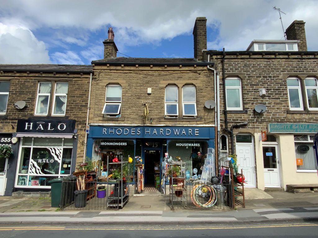Retail premises for sale in Mill Hey, Haworth BD22, £175,000