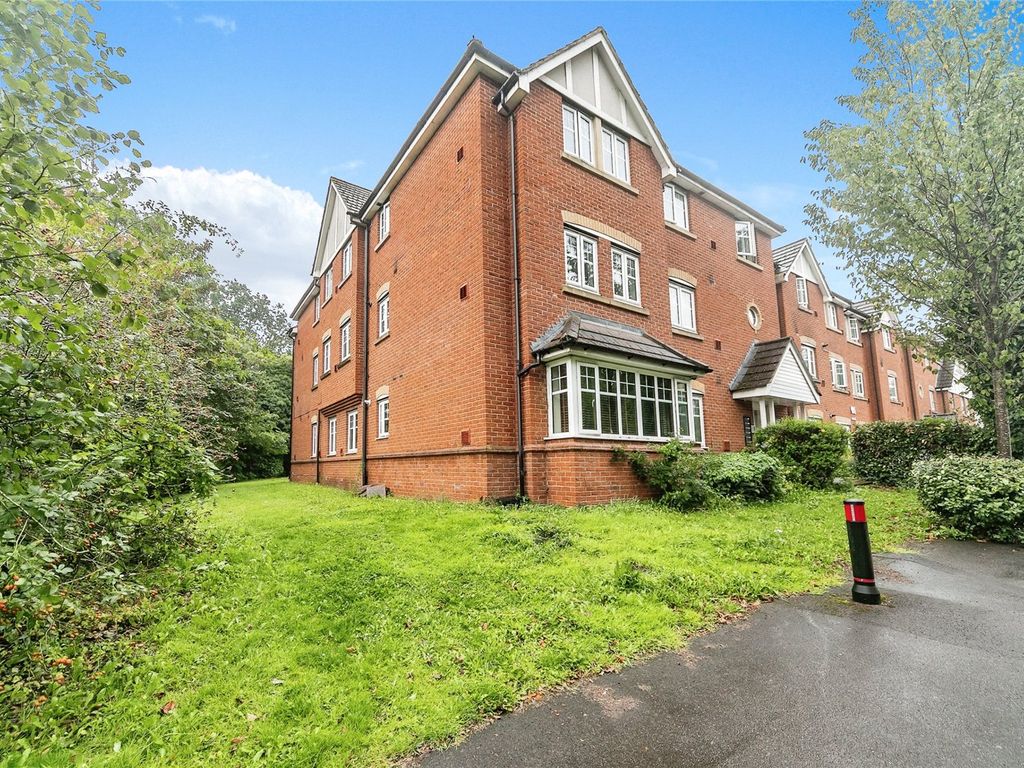 2 bed parking/garage for sale in Perigee, Shinfield, Reading RG2, £94,000