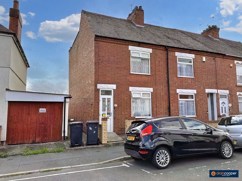 3 bed end terrace house for sale in Cross Street, Stockingford, Nuneaton CV10, £125,000