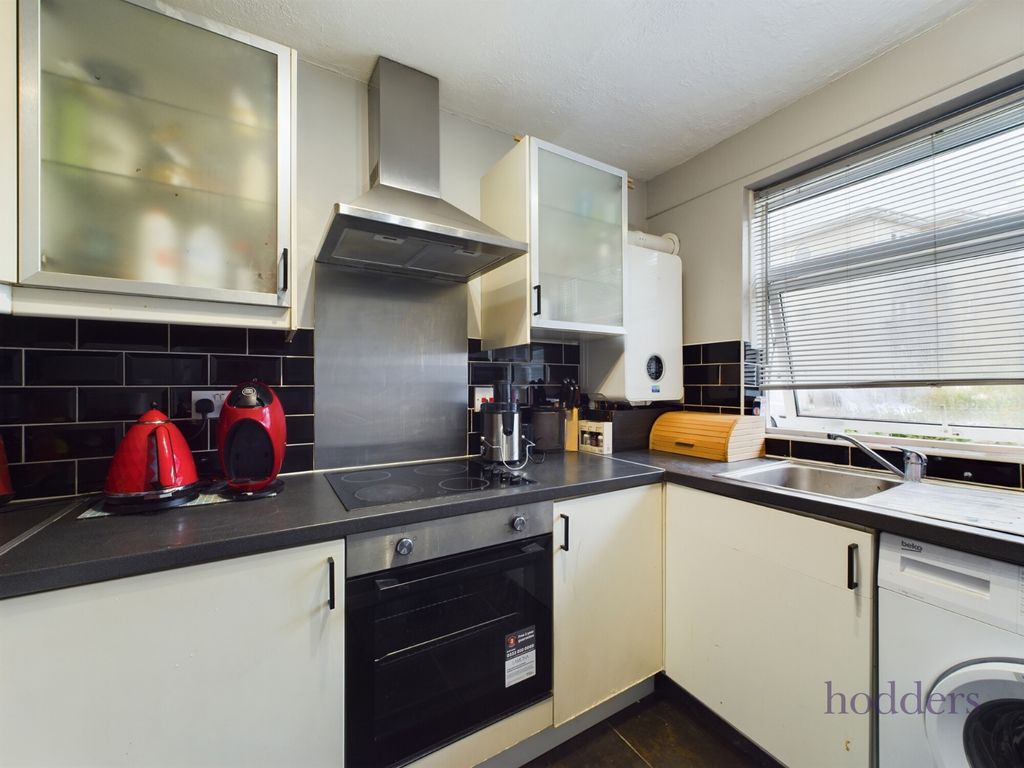 2 bed flat for sale in Hazelbank Court, Chertsey, Surrey KT16, £239,950